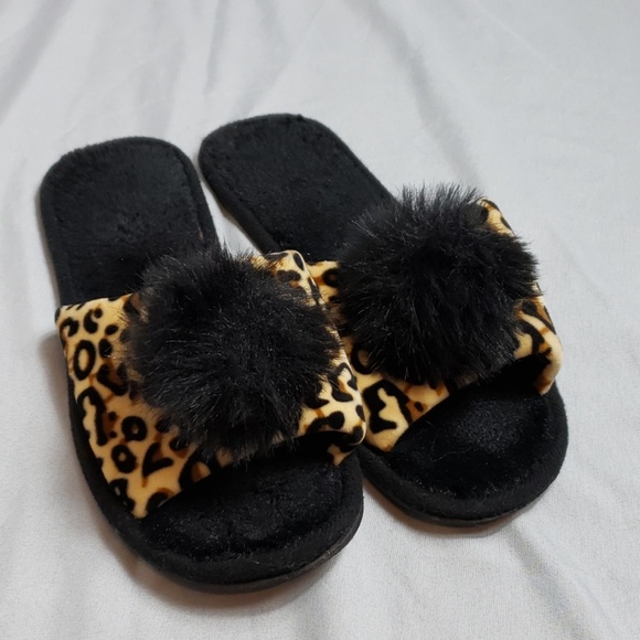 Shoes - Cute animal print slippers with pom poms